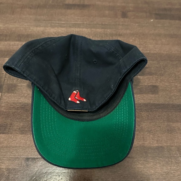 Boston Red Sox hat - Picture 2 of 4